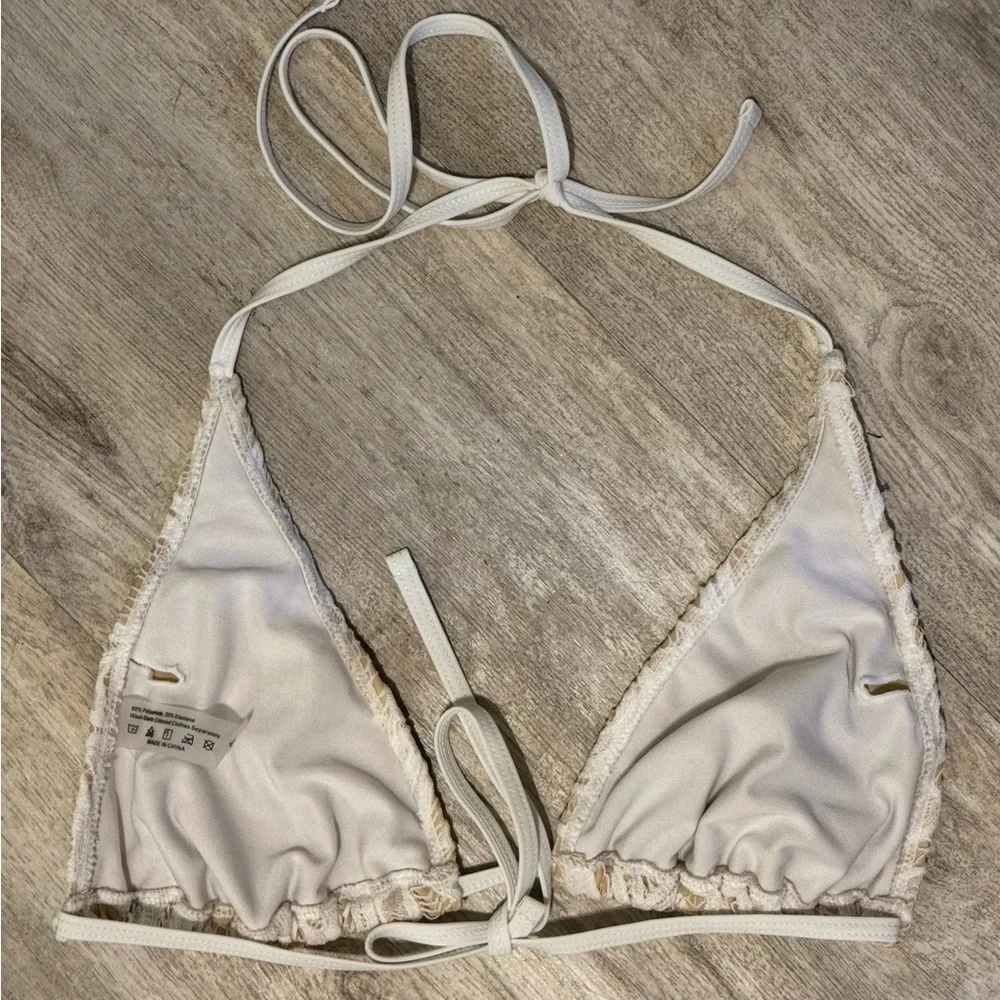 Cute White Crocheted Bikini with Scrunch Back Bottom - Size XL - Worn Once - Picture 6 of 10
